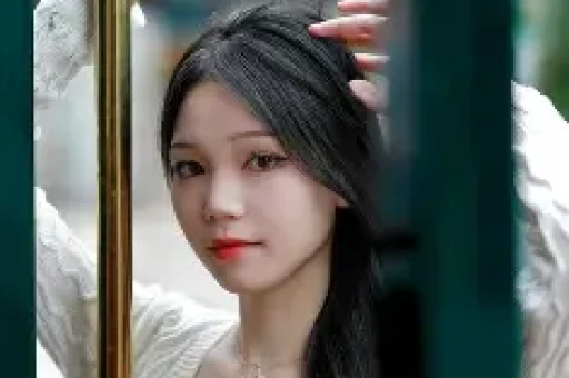 赵子琪被淘汰才1天网友却扒出其黑历史评论区炸锅了